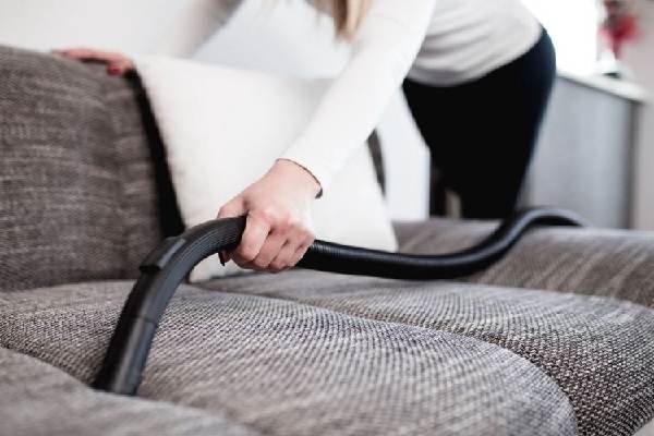 how to clean polyester couch